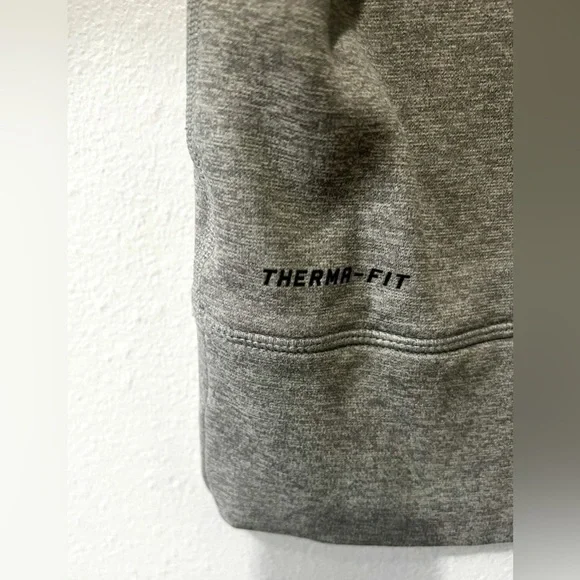 Nike Green Bay Packers Salute to Service Hooded Sweatshirt - Large - Picture 10 of 13